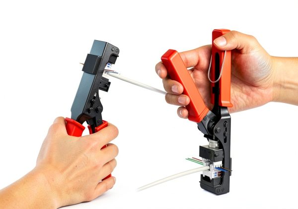 iwillink 90° Angled Speed Termination Keystone Tool for RJ45 Keystone Jack Degree, Ethernet Punch Down Tool Kit with 25-Pack CAT6 Keystone Jacks, 25-Pack RJ45 Connectors and One Wire Stripper-1